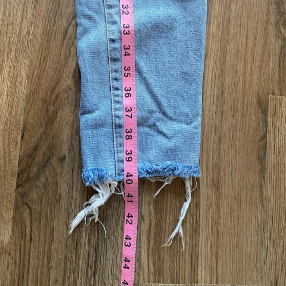 We The Free Ripped Distressed Raw Hem Denim Jeans 29